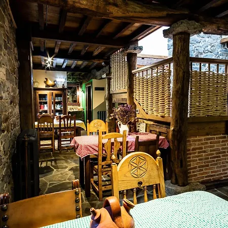 Hotel Casona De El Castañíu 3*