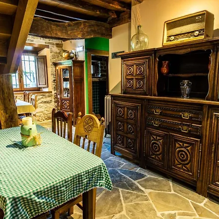 Casona De El Castañíu 3* Serrapio