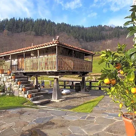 Casona De El Castaniu 3* Serrapio