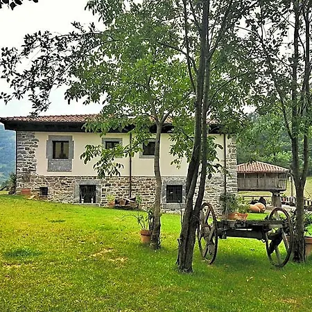 Hotel Casona De El Castaniu Serrapio