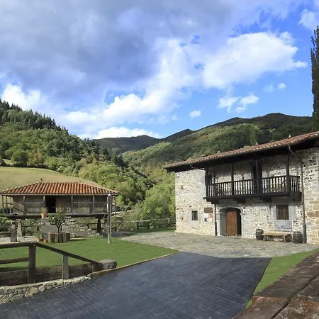 Casona De El Castañíu Hotel 3*
