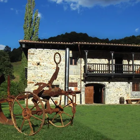 Hotel Casona De El Castañíu Serrapio