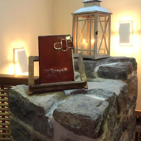 Hotel Casona De El Castaniu