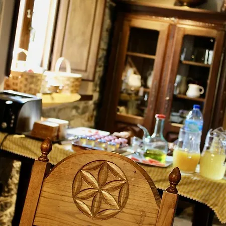 Casona De El Castañíu Serrapio