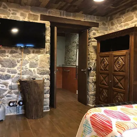 Hotel Casona De El Castañíu Serrapio