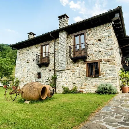 Otel Casona De El Castaniu 3*