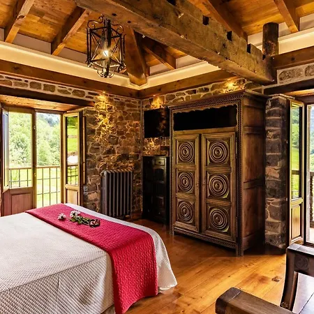 Hotel Casona De El Castañíu Serrapio