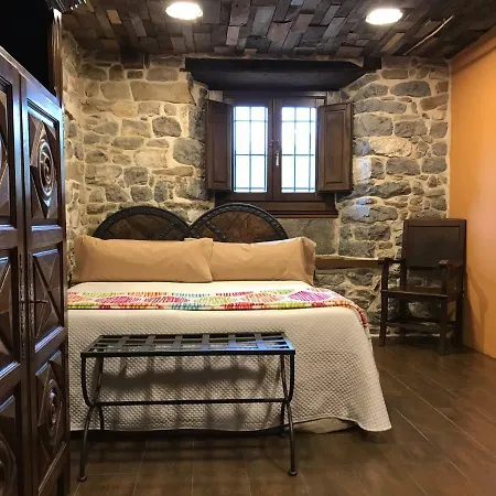 Casona De El Castañíu Hotel