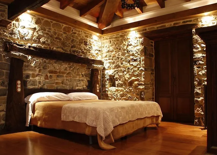 Casona De El Castaniu Hotel Serrapio