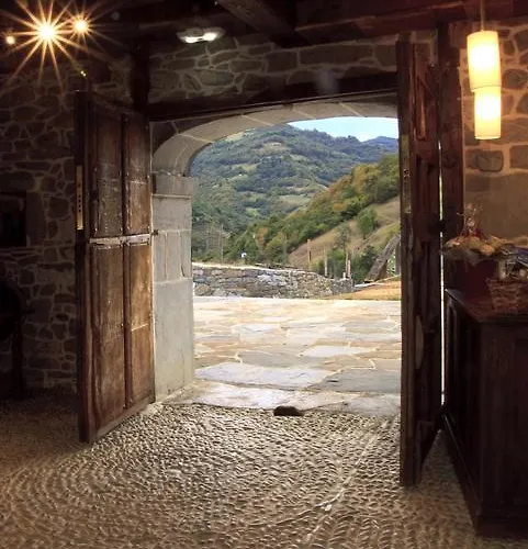 Casona De El Castaniu Hotel 3*