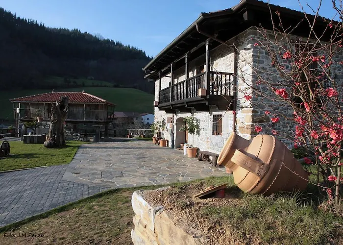 Casona De El Castaniu Serrapio