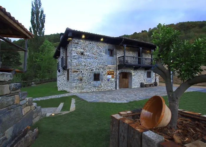 Casona De El Castaniu Hotel 3*