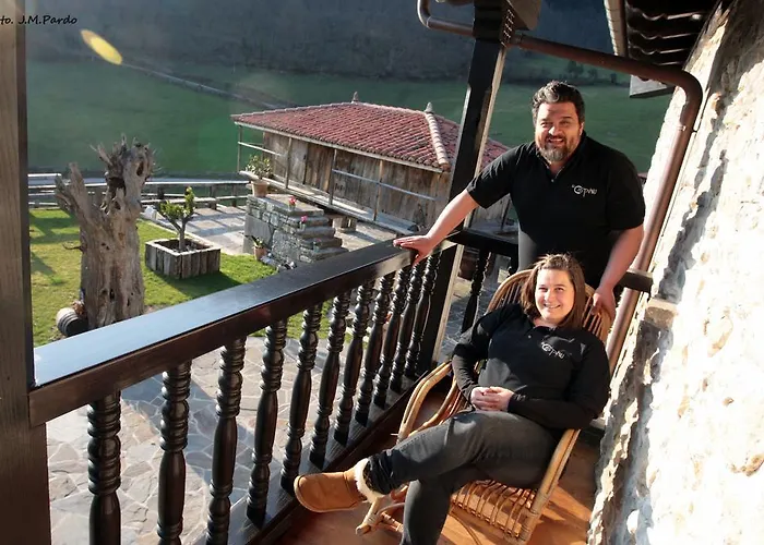 Hotel Casona De El Castaniu 3*