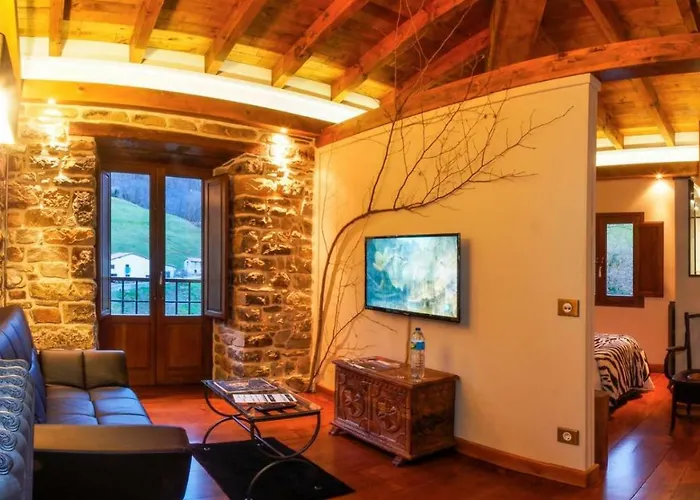 Hotel Casona De El Castaniu Serrapio